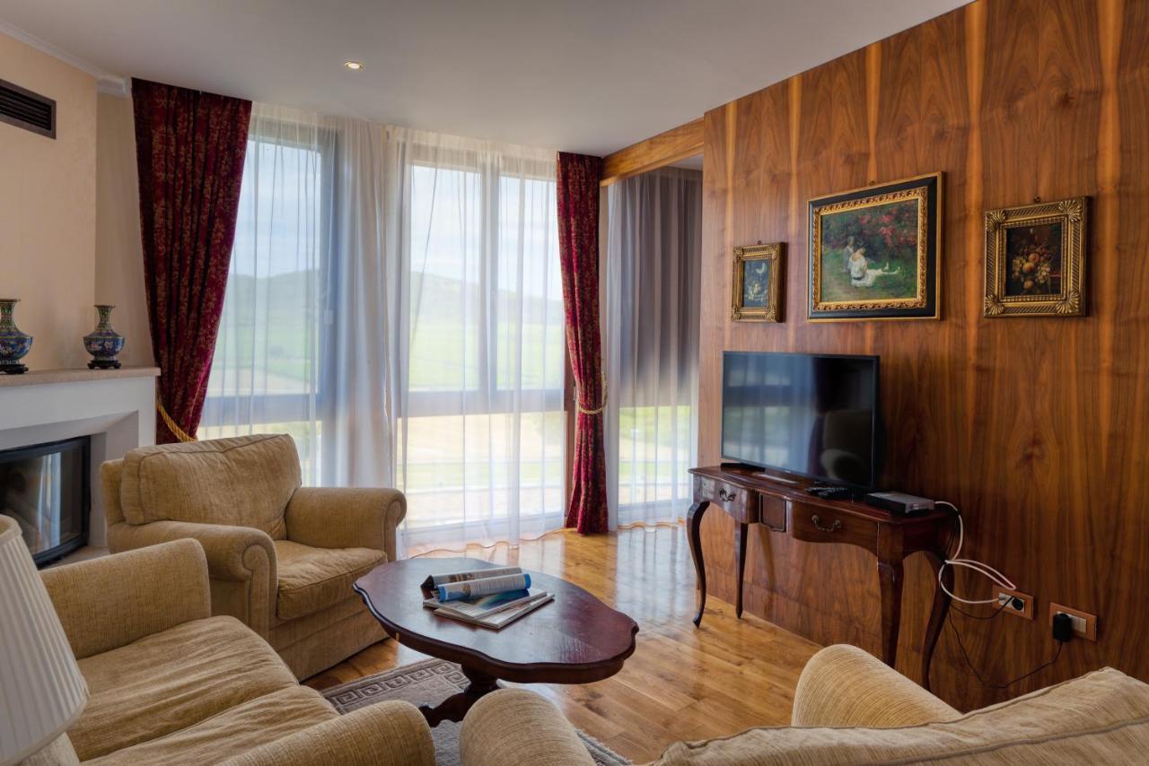 Hotel Soli Invicto Elenovo  Экстерьер фото