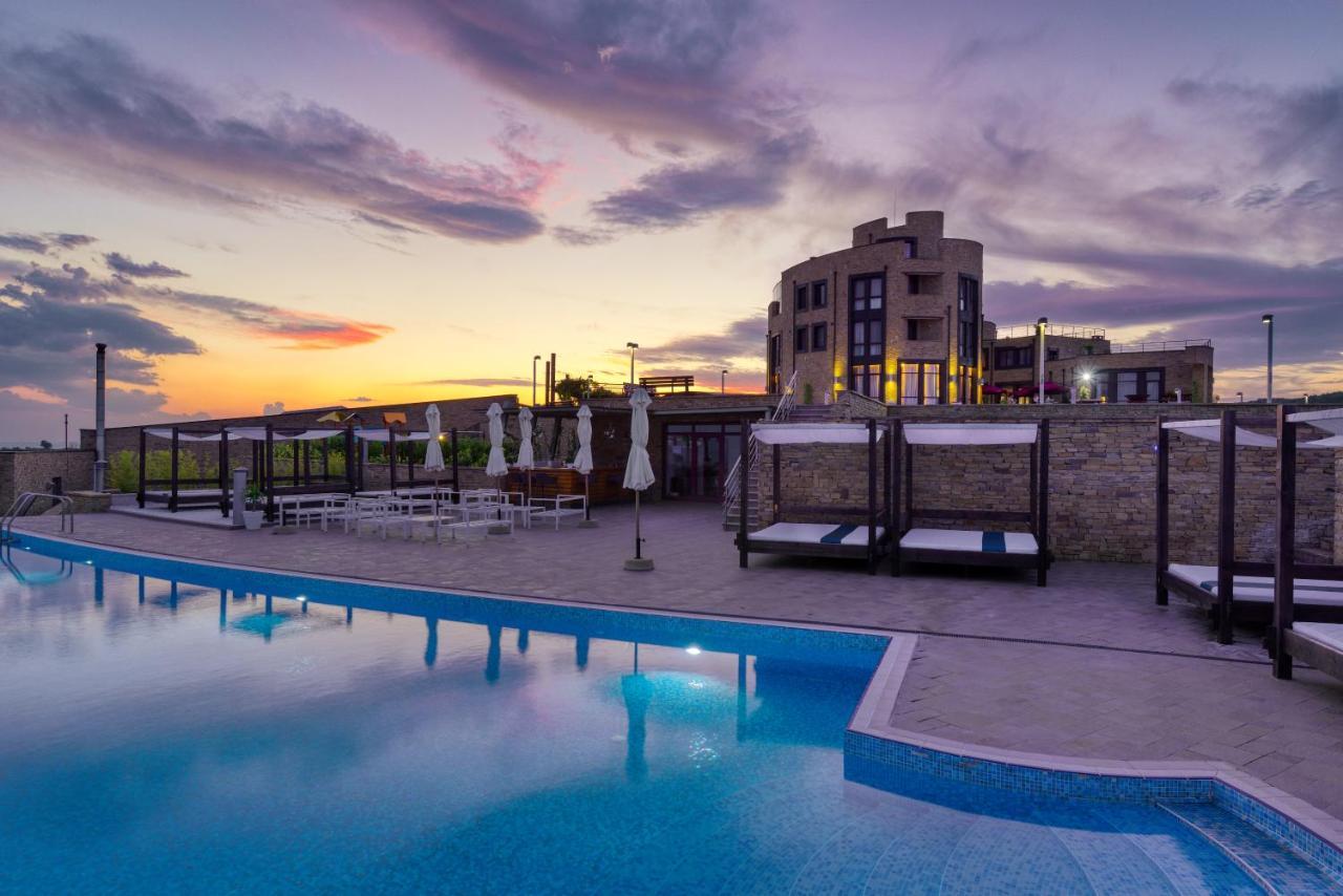 Hotel Soli Invicto Elenovo  Экстерьер фото