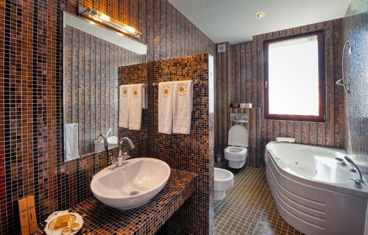 Hotel Soli Invicto Elenovo  Экстерьер фото